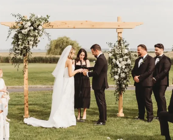 Brandon & Lyndsey (11)