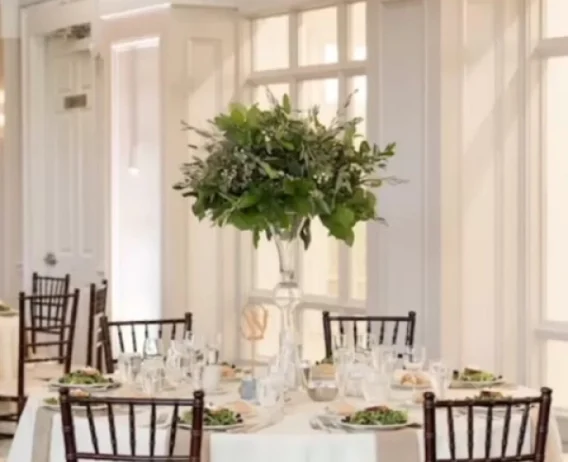 Gallery Flower Arrangement 6