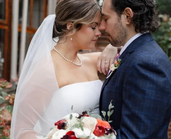 emily and jon wedding flower arrangement 14